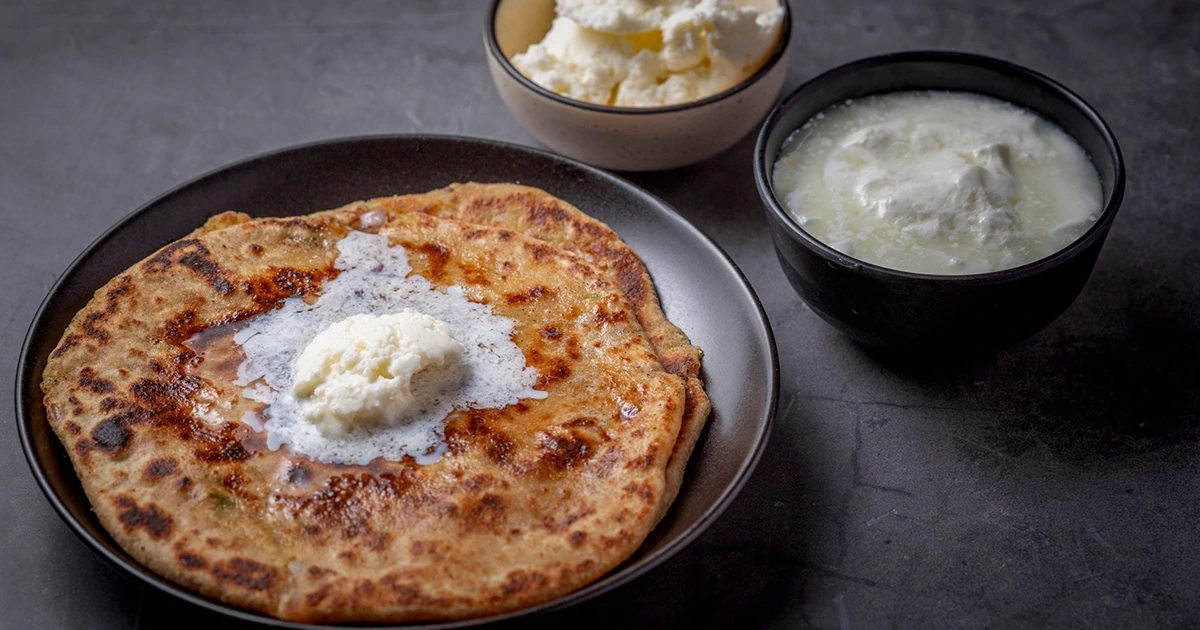 Parantha for breakfast in train