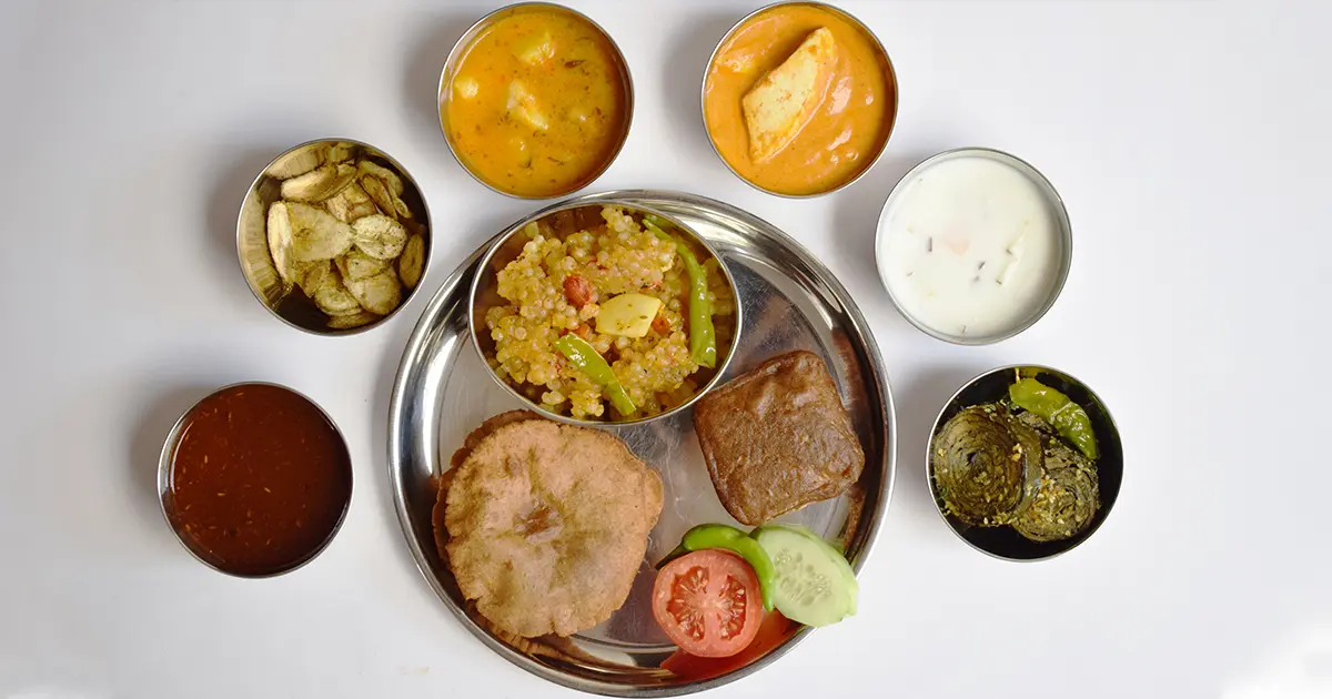 Vrat Thali In Train