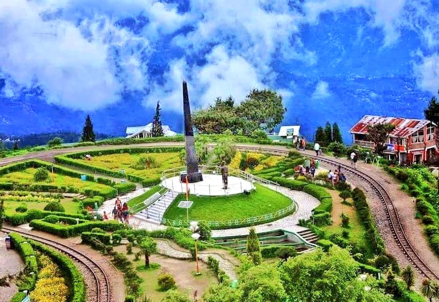 Batasia Loop, Darjeeling