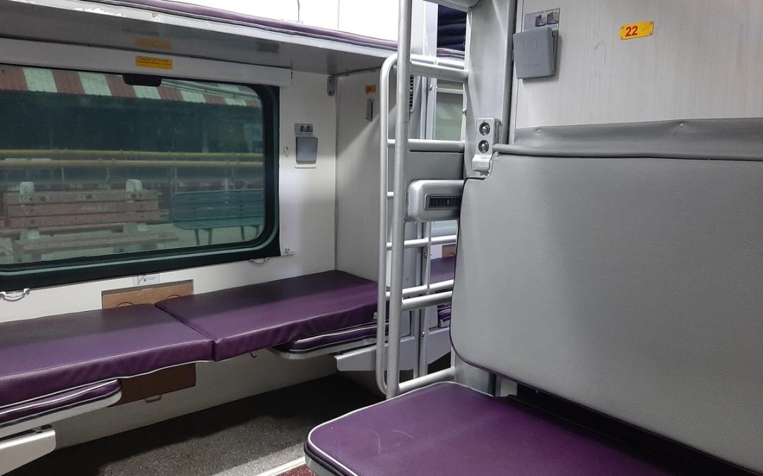 M1 Coach in Train